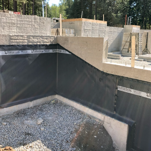 New Home Construction with SUPERSEAL Dimpled Foundation membrane